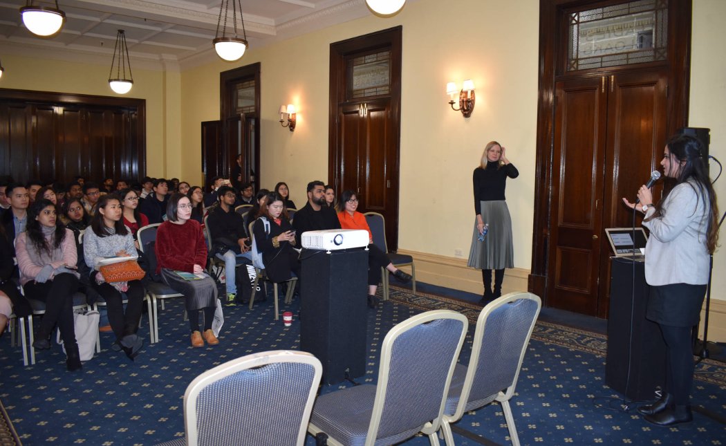 xr:d:DAFvISNuMII:45,j:3711370176205560531,t:23092602